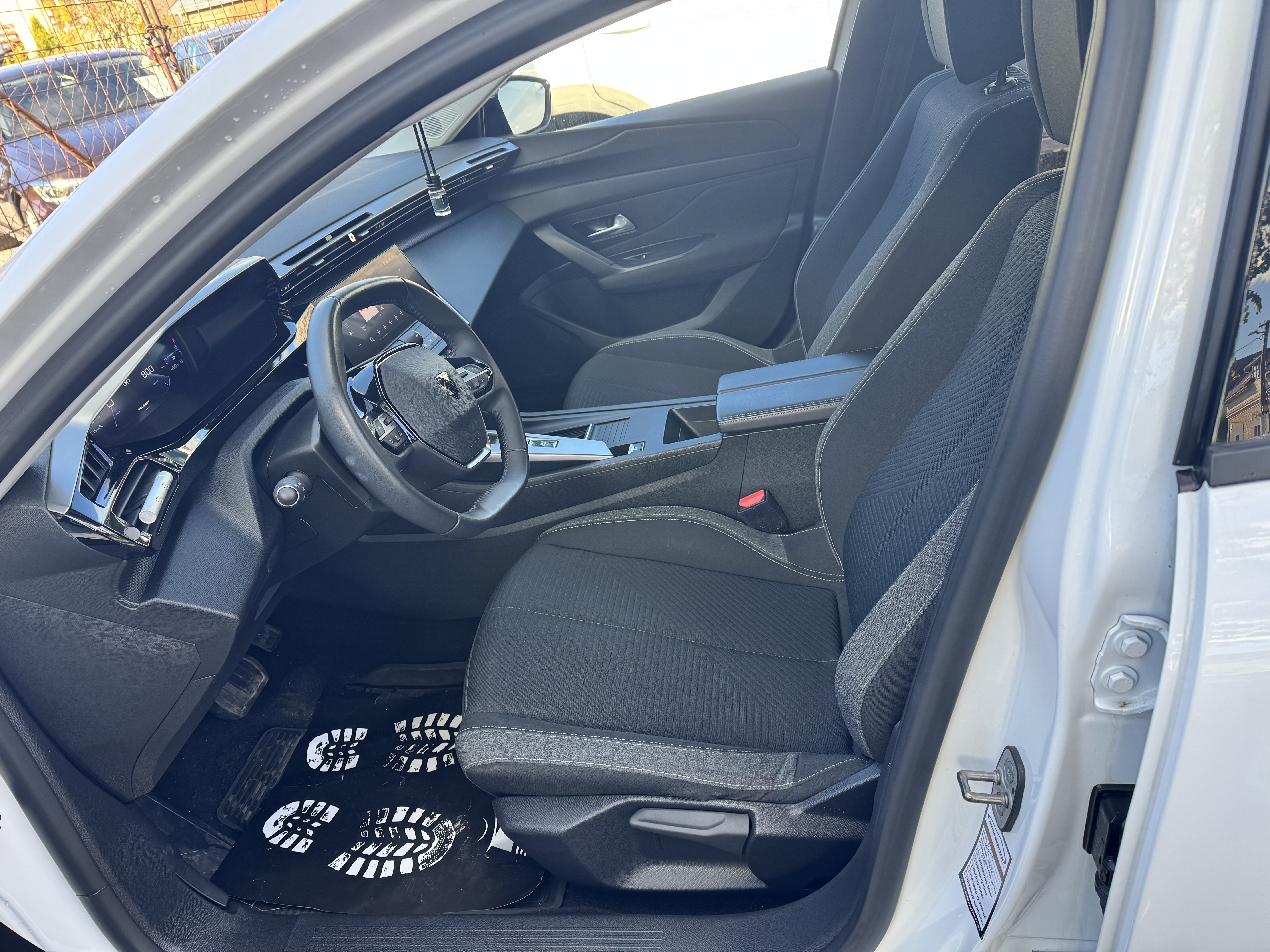 Peugeot 308 1.2 PureTech 130 AT8